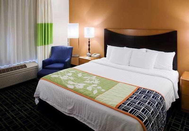 Fairfield Inn & Suites By Marriott Rogers Luaran gambar